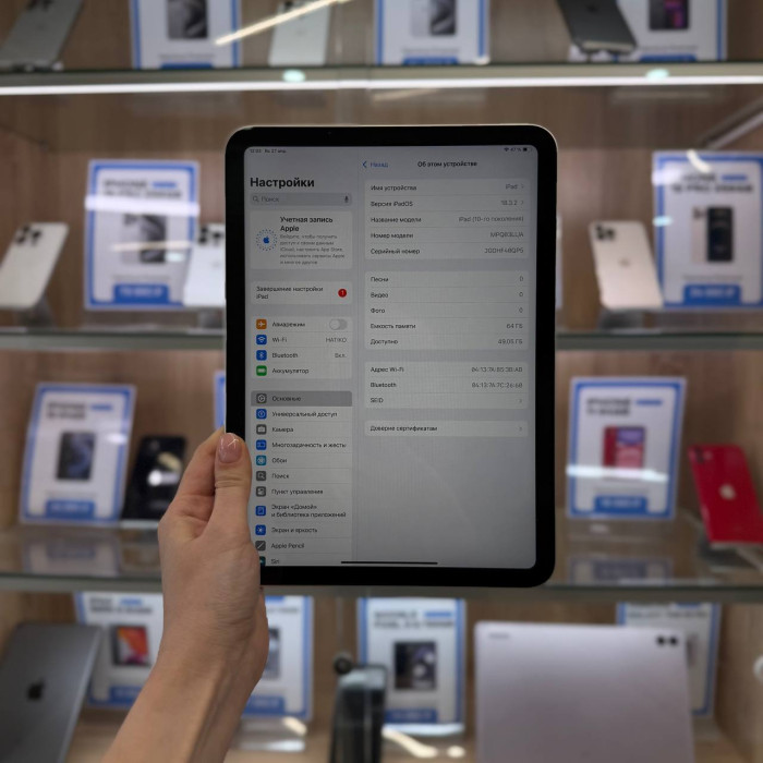 Уценка Планшет Apple iPad 2022 Wi-Fi 10.9 64GB Серебристый | Фото 2 из 4