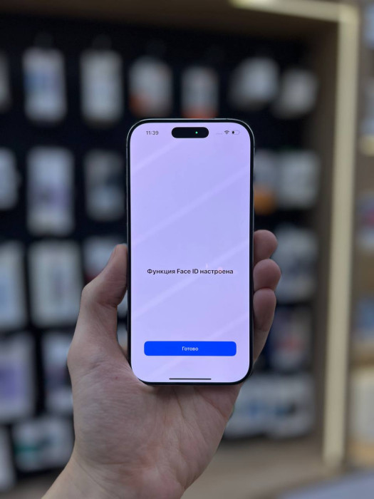 Б/У Смартфон Apple iPhone 16 Pro 256GB Натуральный Титан