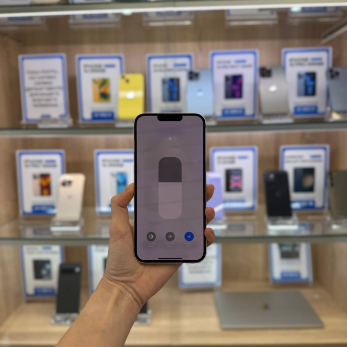 Уценка Смартфон Apple iPhone 14 Plus 256GB Сияющая звезда (Starlight) nano SIM + eSIM | Фото 3 из 5