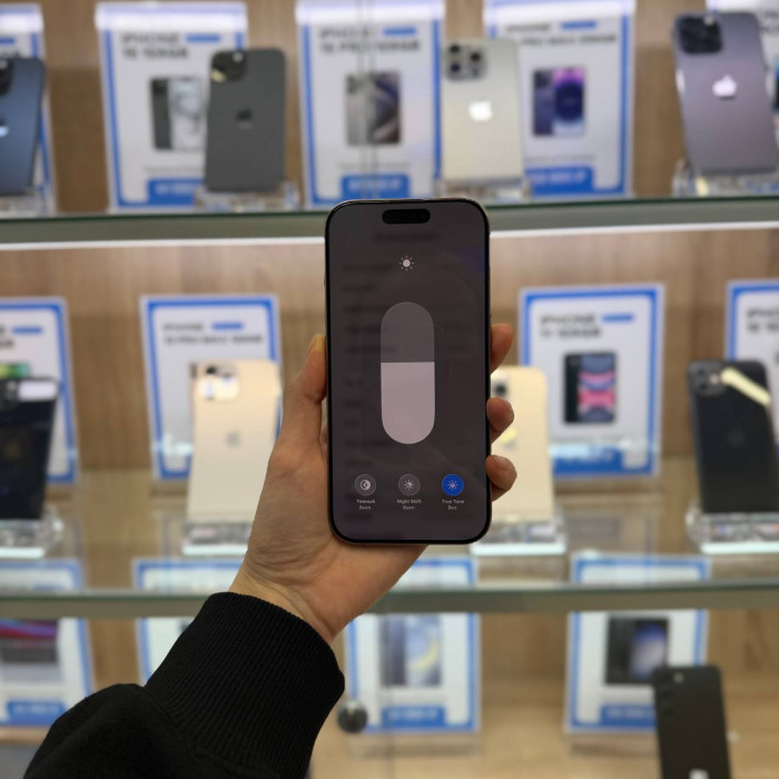 Б/у Смартфон Apple iPhone 16 Pro 256GB Desert Titanium (Пустынный титан)