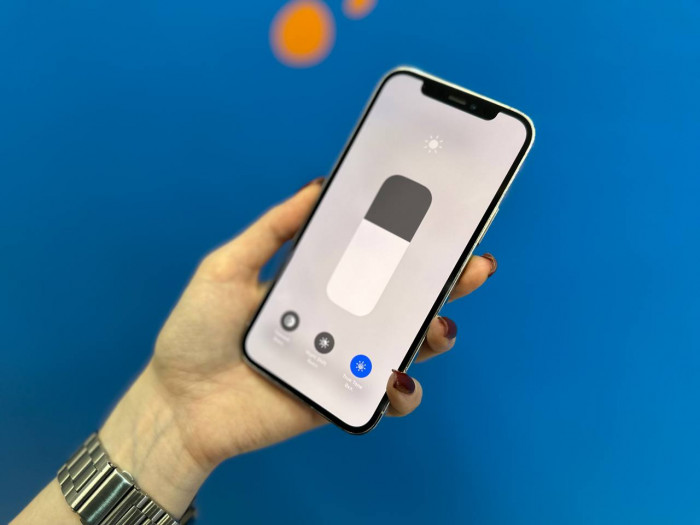 (Брак) Б/у Смартфон Apple iPhone 12 Pro 128GB Серебро | Фото 3 из 6