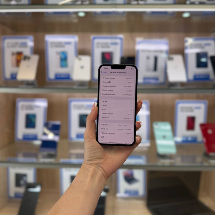 Б/У Смартфон Apple iPhone 13 Pro 256GB Небесно-голубой | Фото 2 из 5