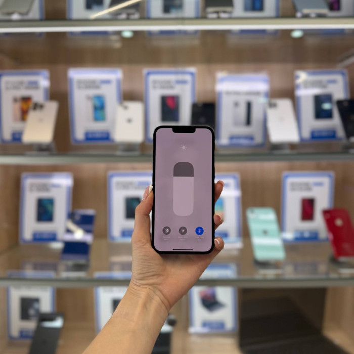 Б/У Смартфон Apple iPhone 13 Pro 256GB Небесно-голубой | Фото 3 из 5
