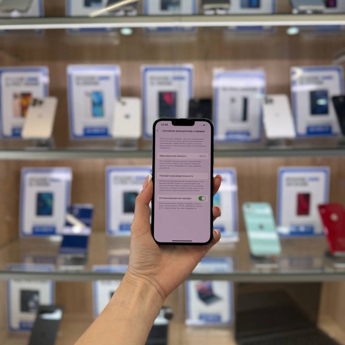 Б/У Смартфон Apple iPhone 13 Pro 256GB Небесно-голубой | Фото 4 из 5