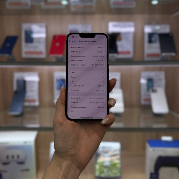 Б/У Смартфон Apple iPhone 13 Pro 256GB Графитовый | Фото 2 из 5