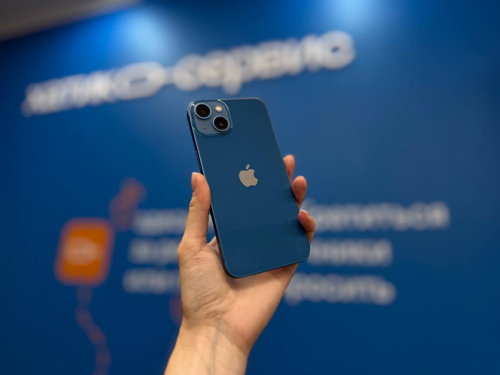 Б/у Смартфон Apple iPhone 13 128GB Синий | Фото 1 из 6
