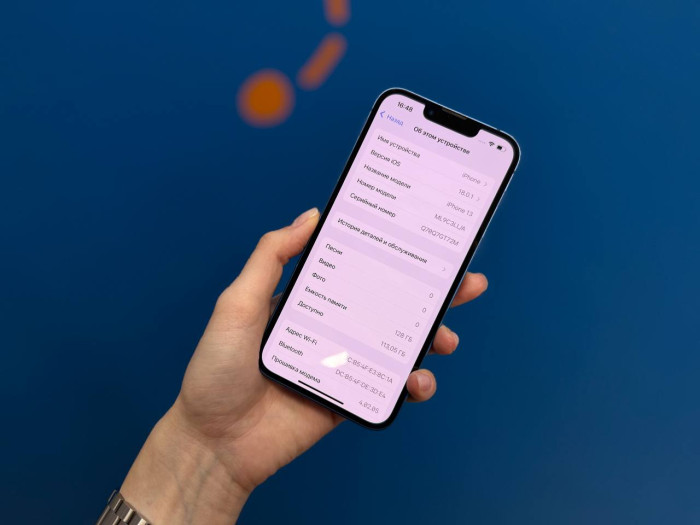 Б/у Смартфон Apple iPhone 13 128GB Синий | Фото 2 из 6