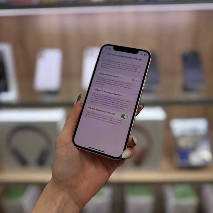 Б/у Смартфон Apple iPhone 12 64GB White | Фото 4 из 5