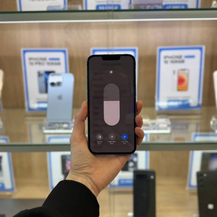 Б/у iPhone 13 256GB Синий (Blue) nano Sim + nano Sim