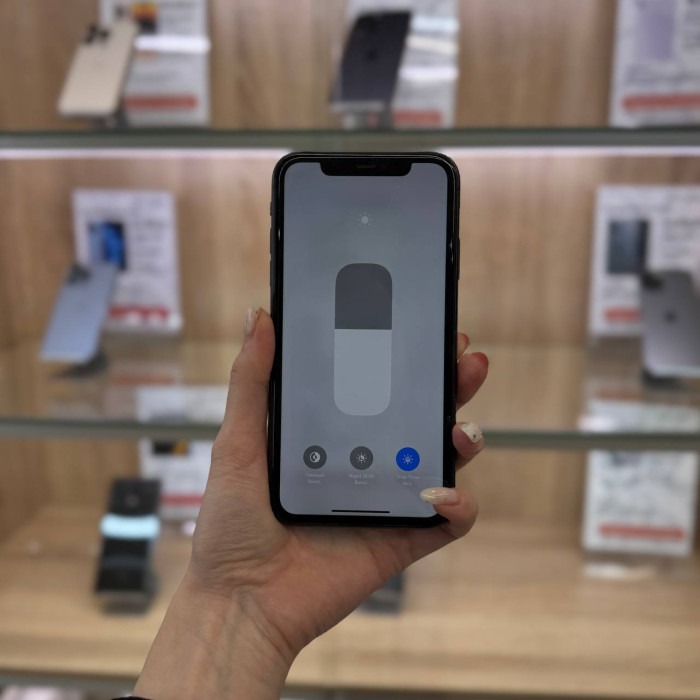 Б/у iPhone 11 64GB Black RU | Фото 3 из 5