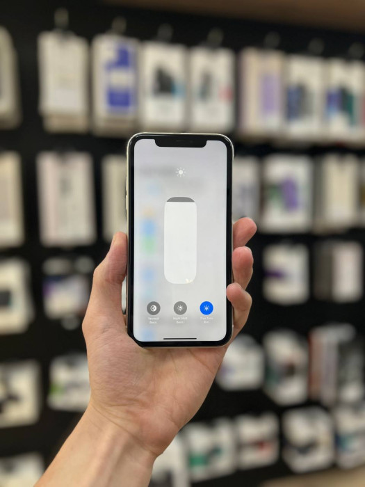 Б/У Смартфон Apple iPhone 11 128GB Белый EU | Фото 3 из 5