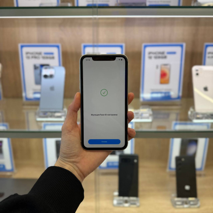 Б/У Смартфон Apple iPhone 11 128GB Белый EU