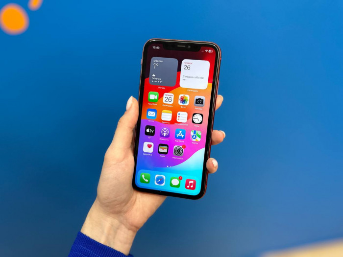 Б/у Смартфон Apple iPhone 11 256GB Красный | Фото 2 из 7