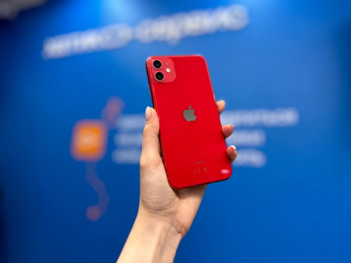 Б/у Смартфон Apple iPhone 11 256GB Красный | Фото 7 из 7