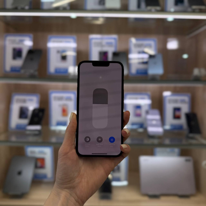 Б/у Смартфон Apple iPhone 14 128GB Черный | Фото 3 из 5