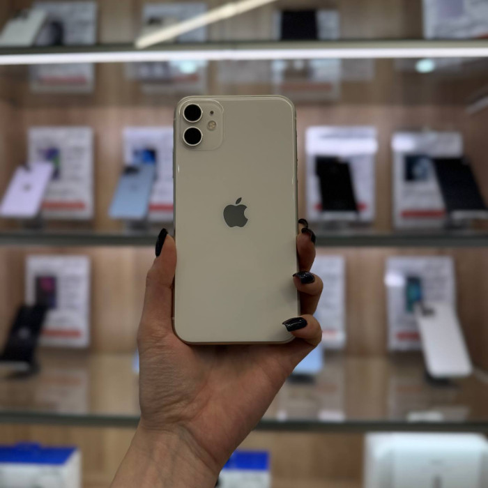 Б/у iPhone 11 64GB White RU | Фото 1 из 5