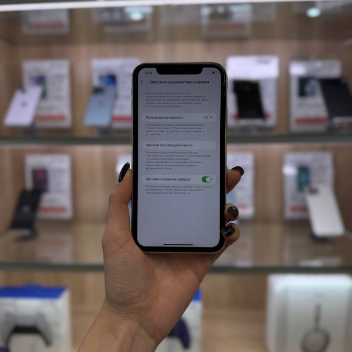 Б/у iPhone 11 64GB White RU | Фото 4 из 5