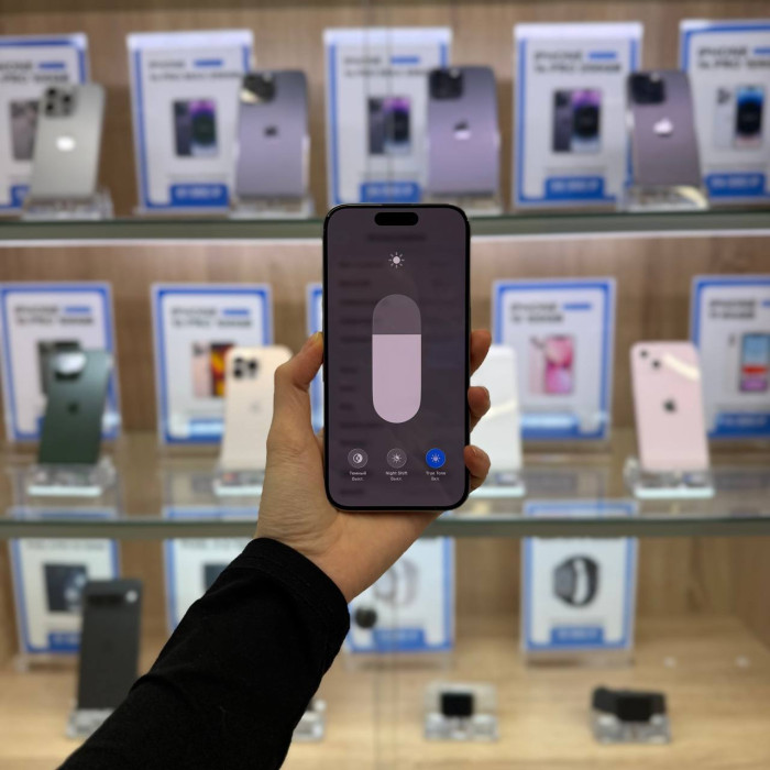 Б/у Смартфон Apple iPhone 15 Pro 512GB Natural Titanium | Фото 3 из 5