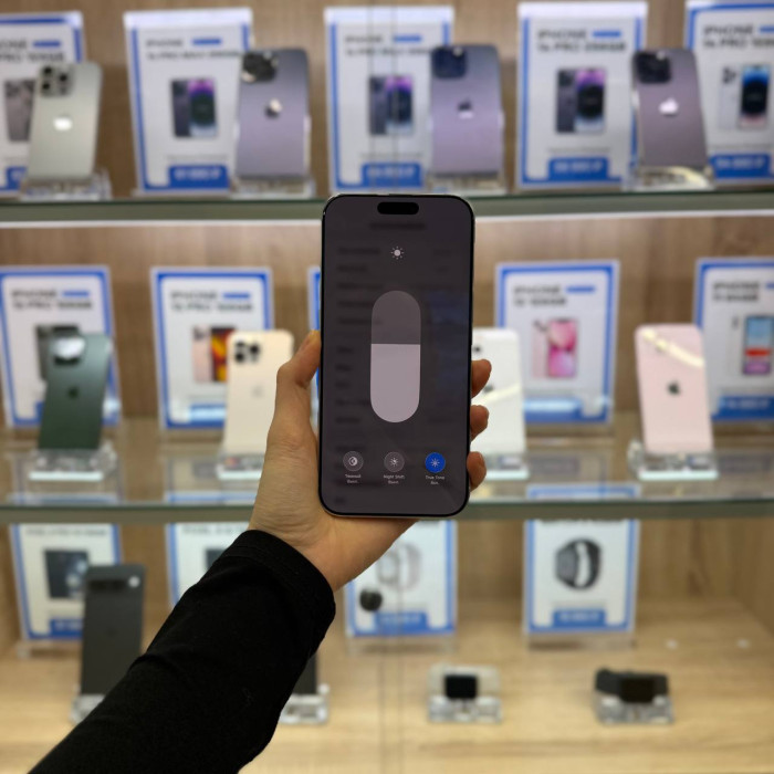 Б/у Смартфон Apple iPhone 16 Pro Max 256GB White Titanium | Фото 3 из 5