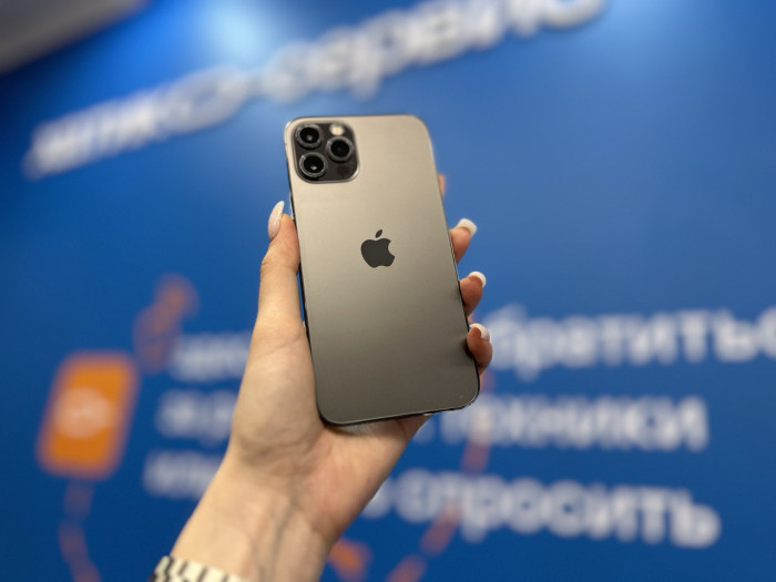 Б/у Смартфон Apple iPhone 12 Pro 256GB Серый космос